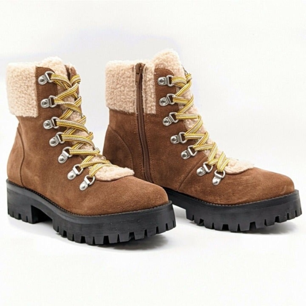 Steve Madden Womens Aniko faux fur chestnut boots. Zip up.